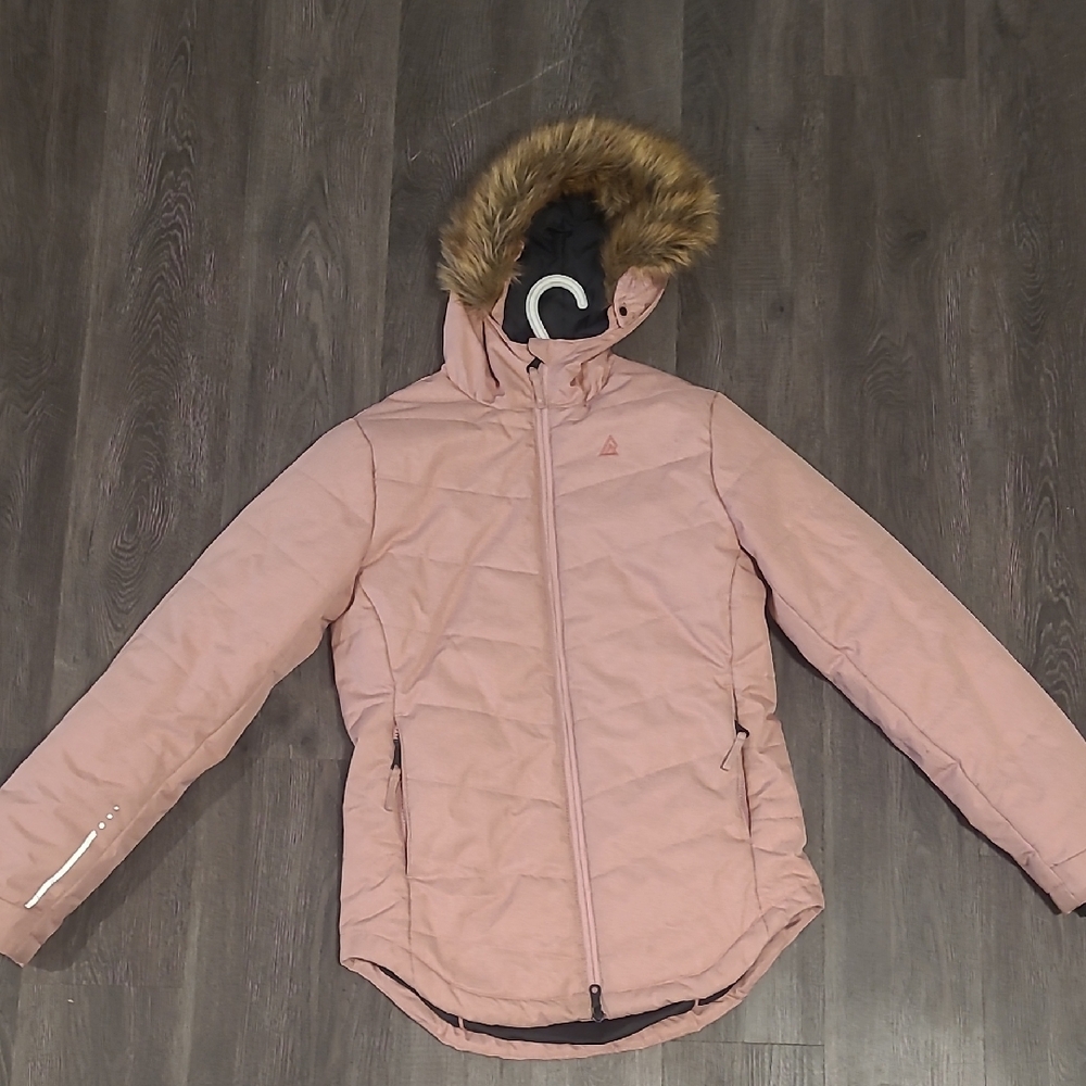 Women's Stylish Pink Ski Jacket with Faux Fur Trim